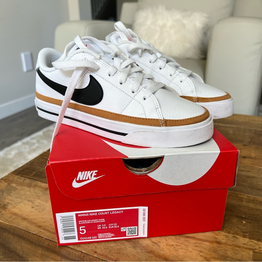 Nike Court Legacy Sneakers - White